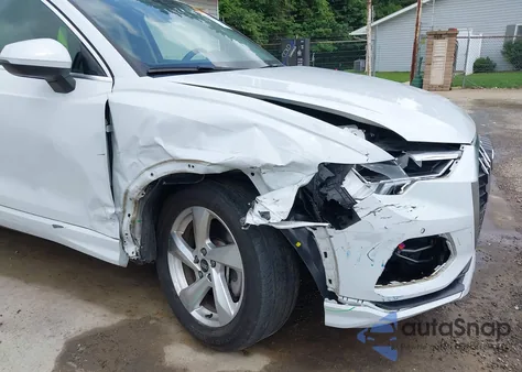 2022 Audi Q3 Premium Plus 40 Tfsi Quattro Tiptronic z USA, uszkodzony, nr VIN WA1BUCF36N1138119